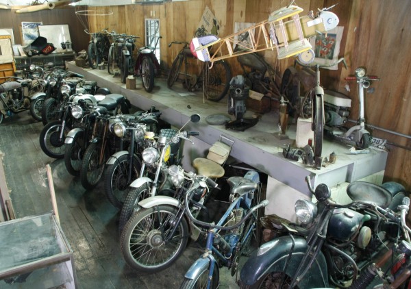 Private Du Pont Museum Collection Comes to Auction