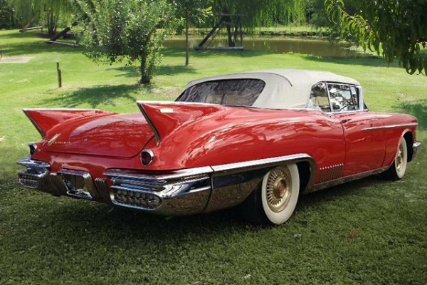 Leake Car Auction Reaches $4.2 Million in Sales