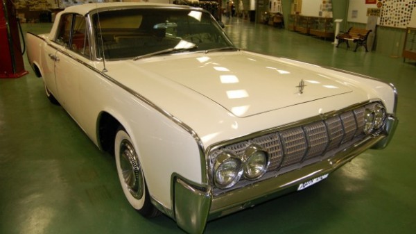 Lyndon B. Johnson’s Lincoln Continental to be Auctioned in Dallas
