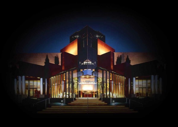 Announcing the Inaugural Blackhawk Gala and Charity Auction on November 17