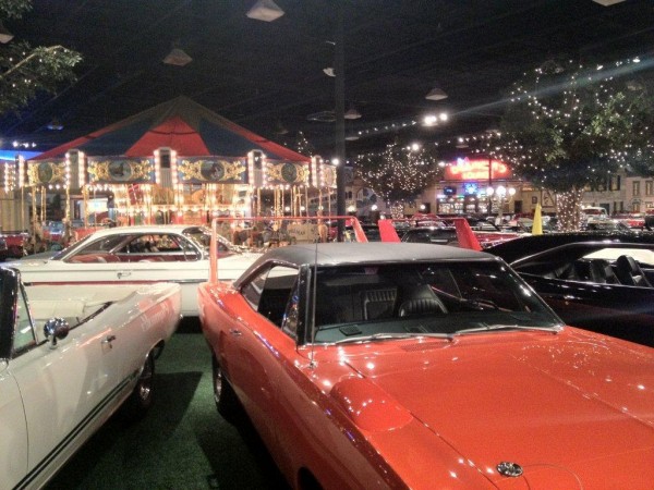 Keith Martin Hosts Staluppi Collection on Velocity