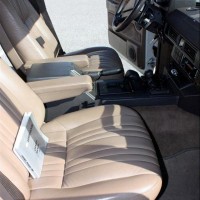 1989-range-rover-classic-interior-1