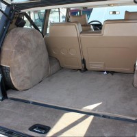 1989-range-rover-classic-interior-3