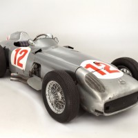 1954-mercedes-benz-w-196-formula-one-racer-front
