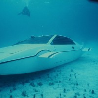 007-lotus-esprit-submarine-car-water-2