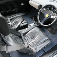 1972-ferrari-246-gt-dino-interior