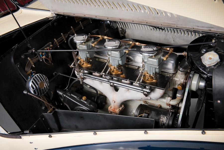 The stunning Delahaye Torpedo from the 1937s, a masterpiece of Art Deco