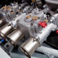 1964-alpine-m64-carbs-closeup