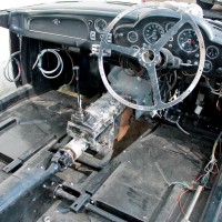 1965-aston-martin-db5-sports-driversinterior