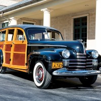 1940 Oldsmobile Dynamic Series 70  Woodie Wagon