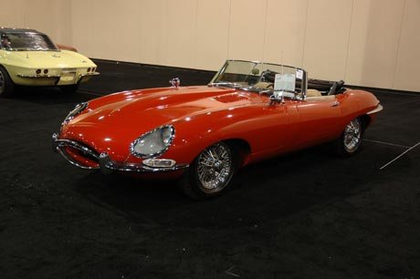 1961-Jaguar-XKE