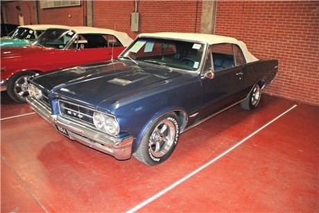 1964-Pontiac-GTO