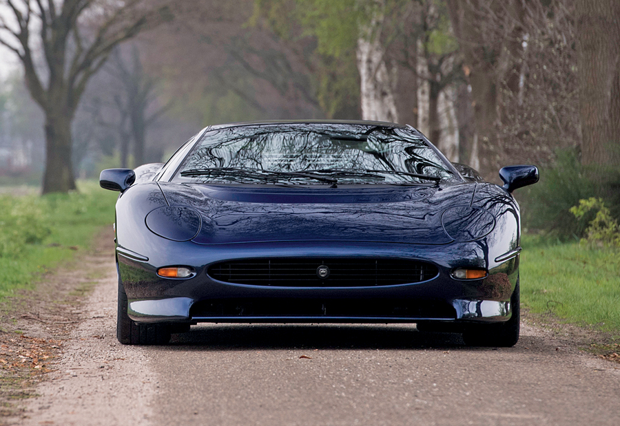 1993 Jaguar XJ 220 Coupe