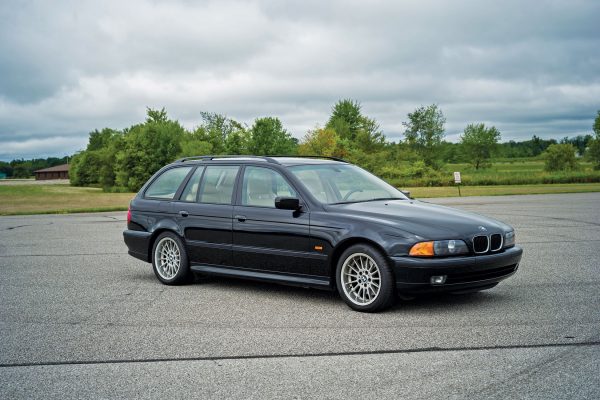 2000 BMW 540i Sport Wagon