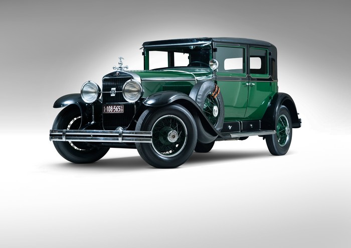 1928 cadillac_al_capone_series_341a_02