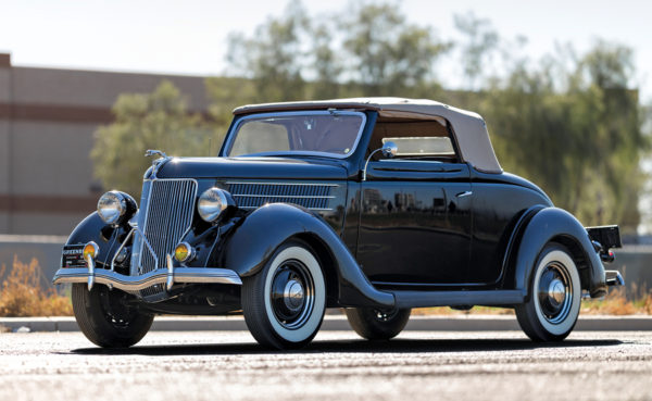 1936 Ford DeLuxe Cabriolet