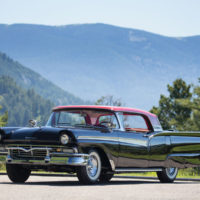 1957 Ford Fairlane 500 Skyliner