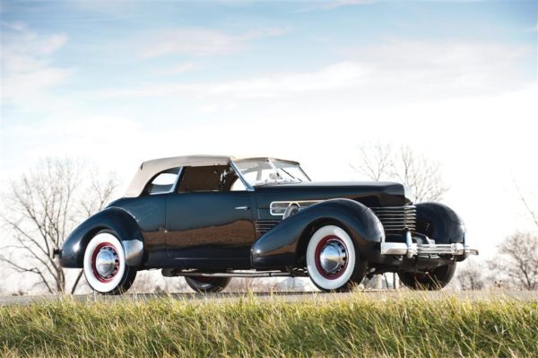 1936 Cord 810 Convertible Phaeton