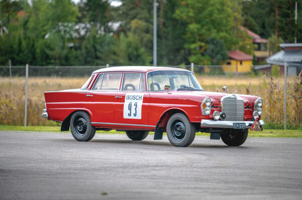1961 Mercedes-Benz 220 SE Saloon