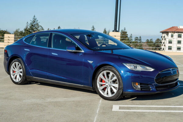 (Re)considering Tesla