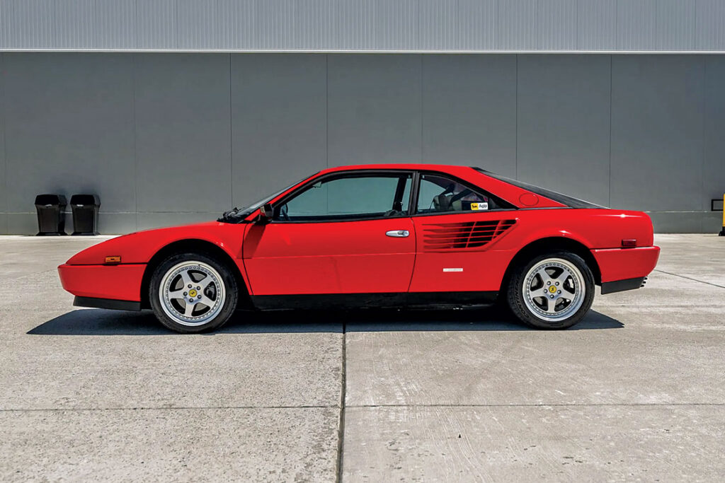 You Write - Ferrari Mondial 3.2 coupe