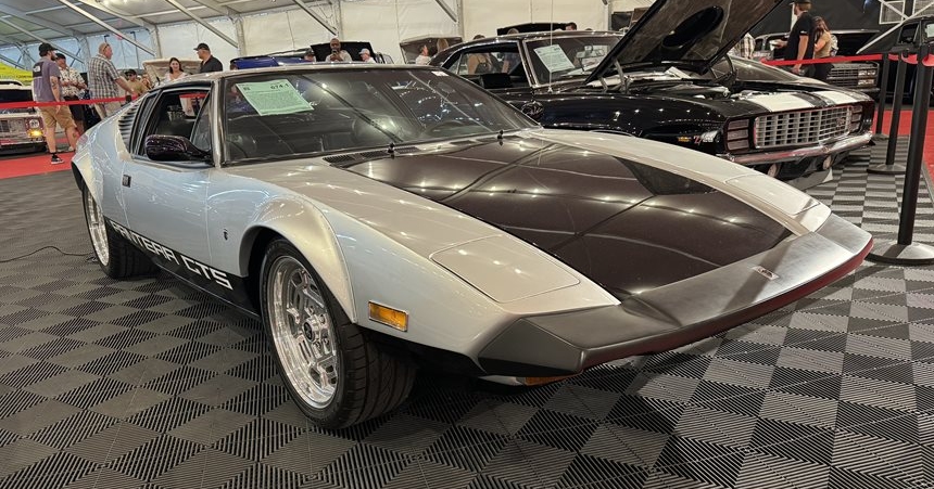 1971 DeTomaso Pantera GTS coupe