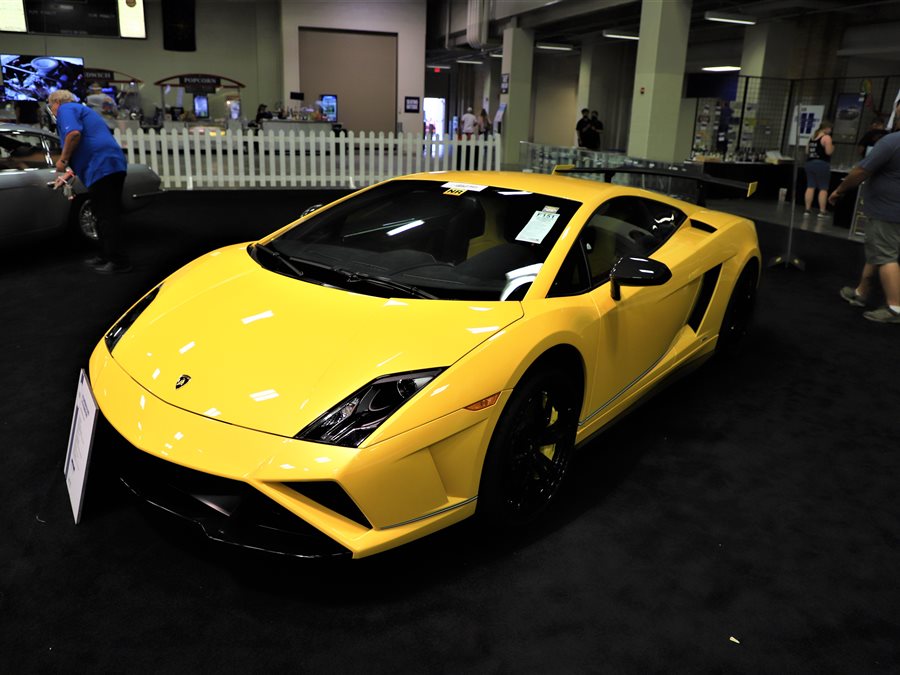2014 Lamborghini Gallardo LP570-4 Squadra Corse coupe